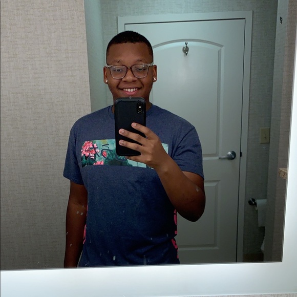 Meet your Posher, Malik - Picture 1 of 1